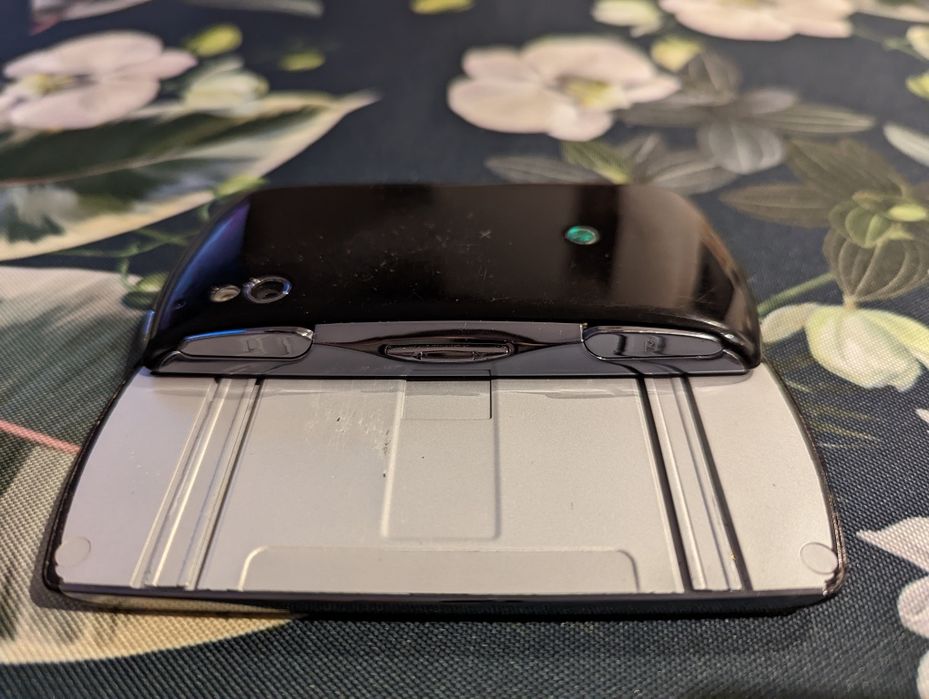 Sony Ericsson Xperia Play R800i