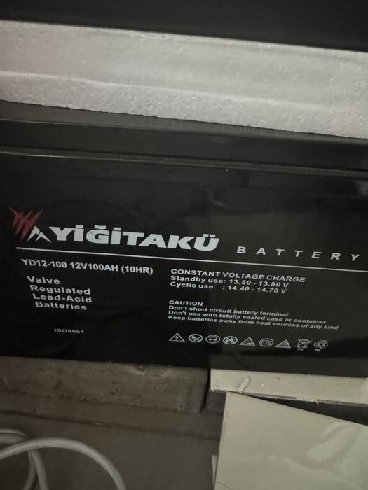 Продам акумулятор 100 а