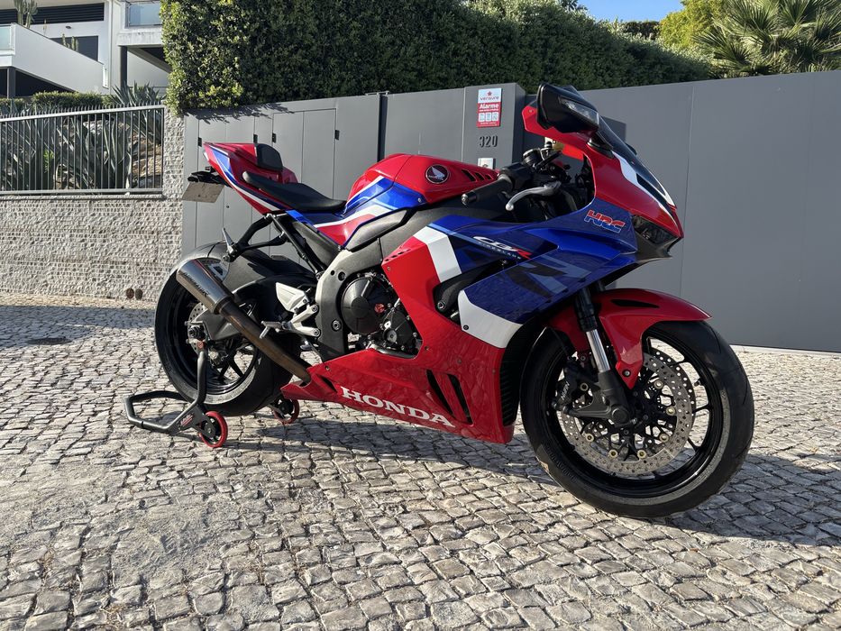 Honda CBR 1000 RR- R Fireblade