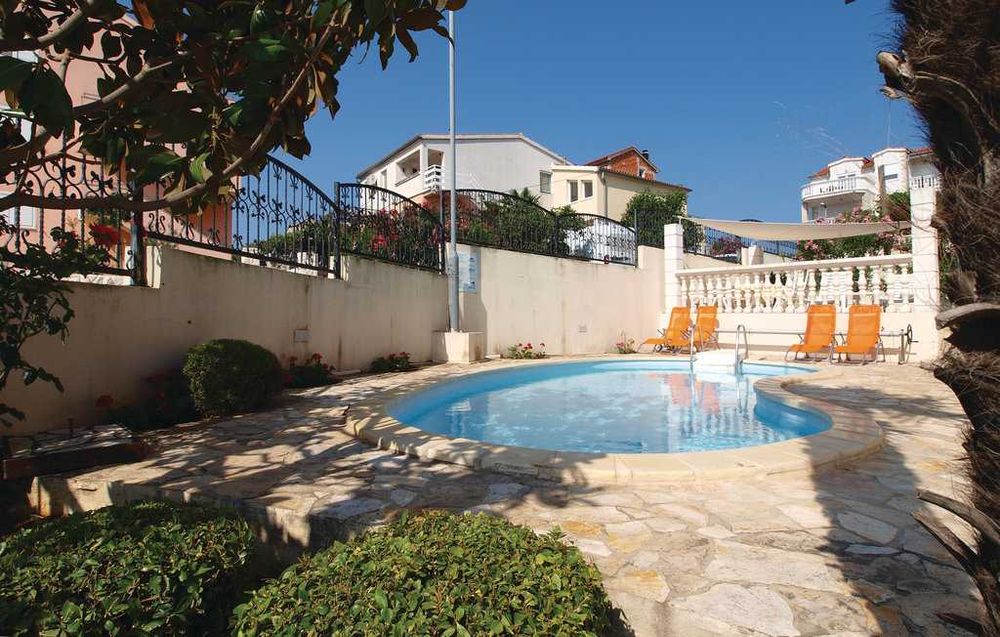 Wakacje, Chorwacja, Vodice, dom dla 10 osób z basenem