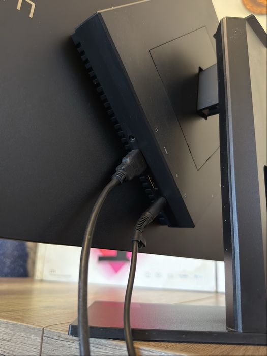 Monitor Gaming HP Omen 25i (24.5'' - 165 Hz - 1 ms - AMD FreeSync)
