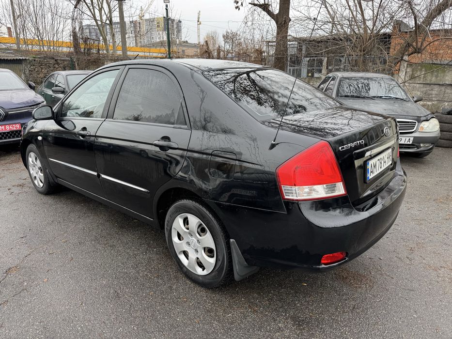 Kia cherato 1.6 tdi