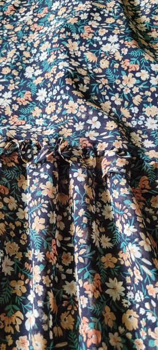 Sukienka maxi w kwiaty firmy Orsay