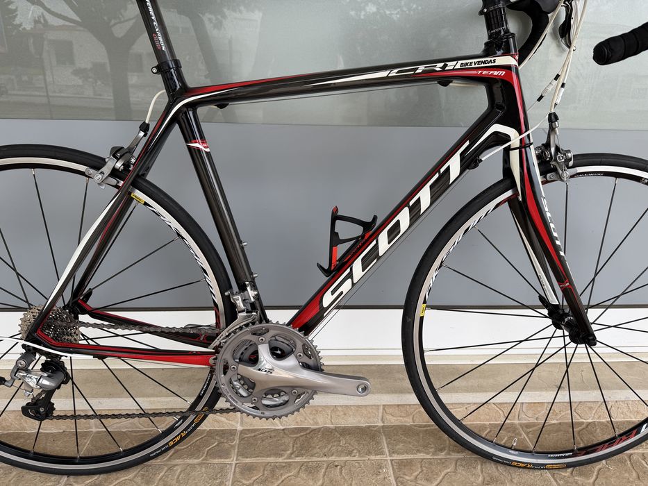 Bicicleta Scott em carbono - Excelente estado!