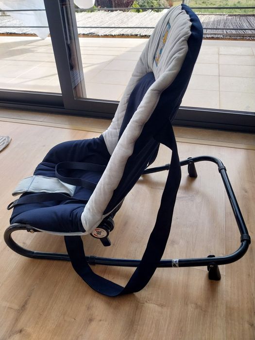 Espreguiçadeira da Prénatal. Faz cama e cadeira.