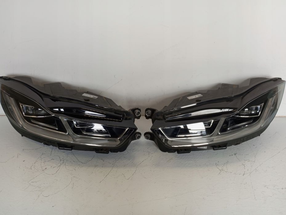 Lampa LAMPY FULL LED LEWA PRAWA JAGUAR I PACE J9D3-13W030-HA J9D3-13W029-HA