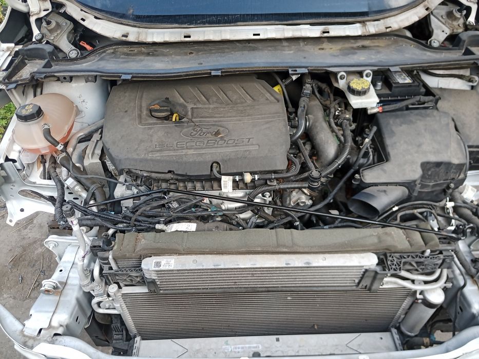 Корпус повітряного фільтра Ford Kuga Escape MK3  Edge