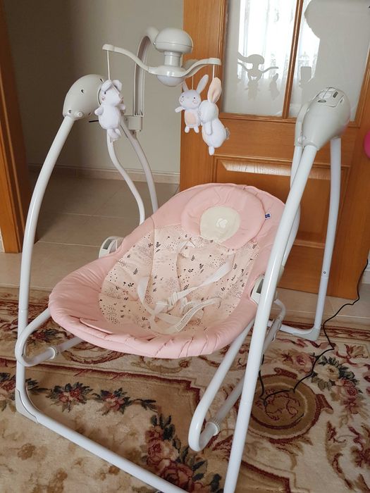 Espriguiçadeira com baloiço Mia Stella Kikkaboo,como novo!
