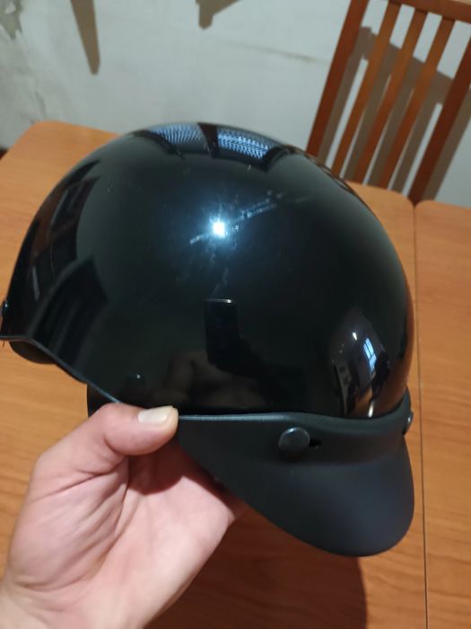 Capacete preto cms sem viseira