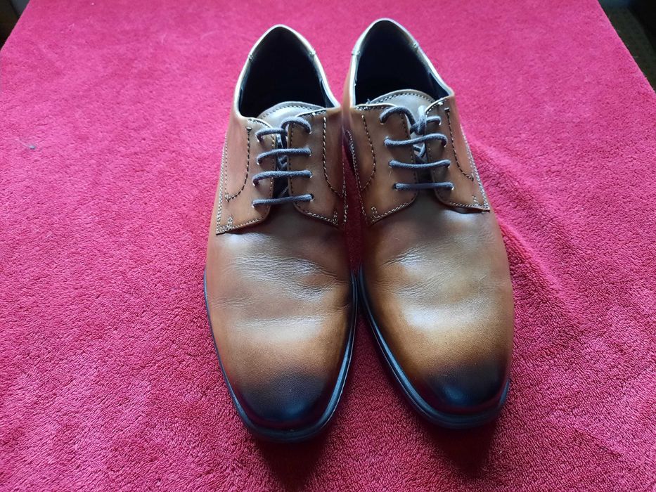 Sapatos Clássicos ECCO Melbourne Plain Toe Tie em Pele