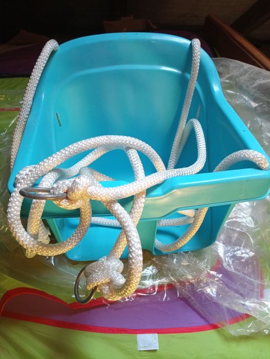 Huśtawka kubełkowa dla dzieci