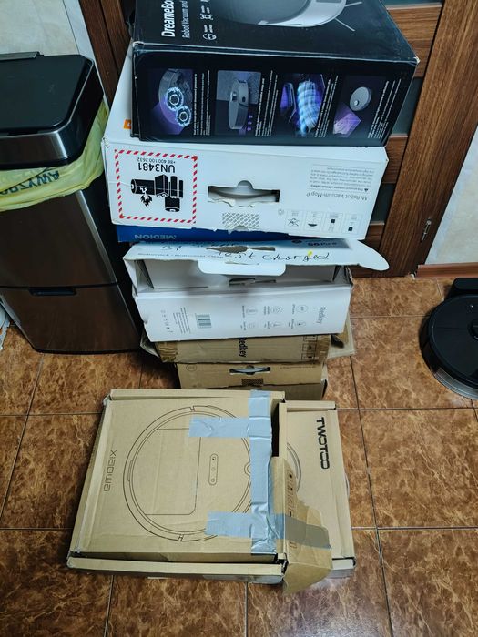 Zestaw 10 robotów sprzątających sprawne