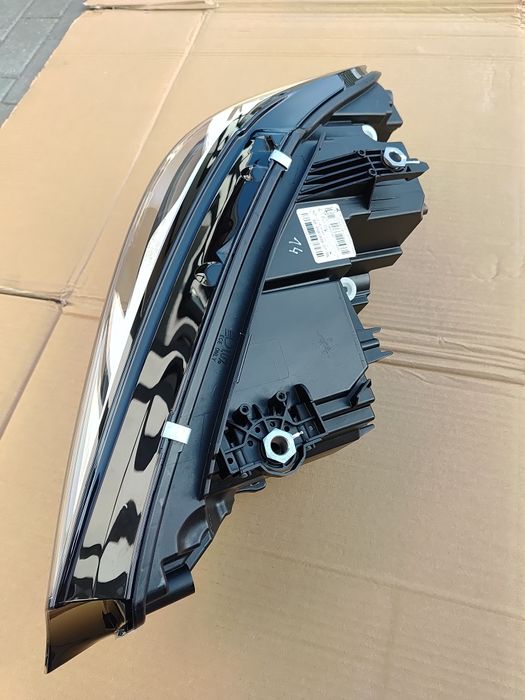 Lampa przód prawa reflektor BMW G20 G21 948.1698-07  oryginał Europa
