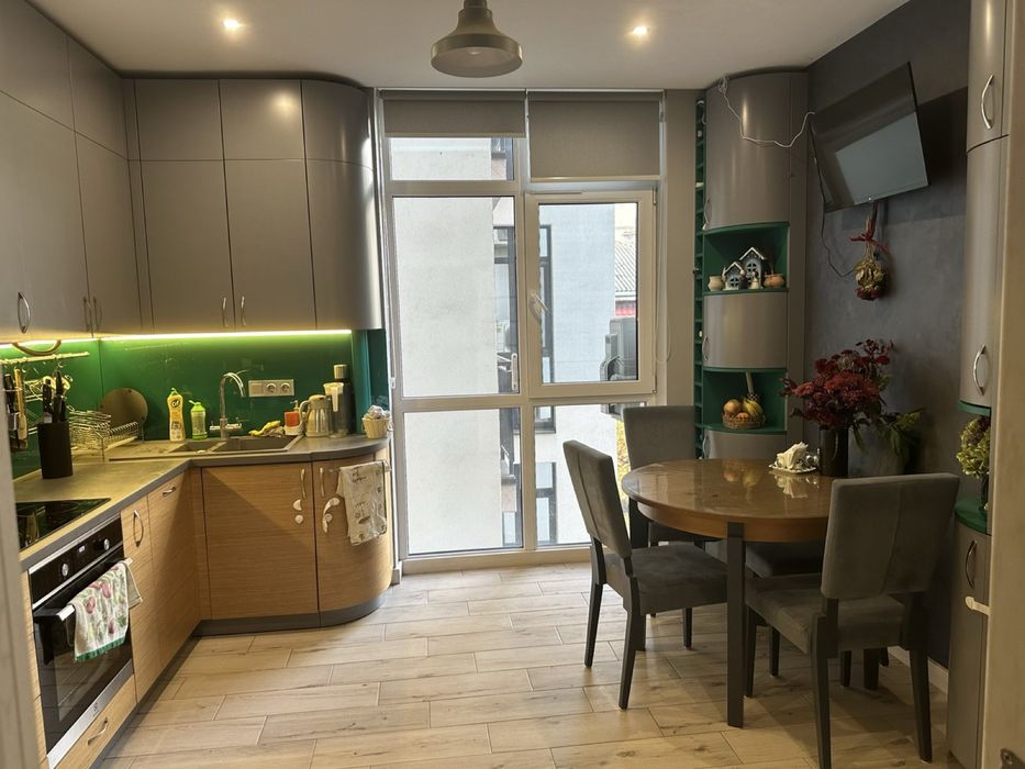 Продається 3 кім квартира у новобудові  вул Шевченка