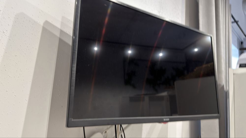 Telewizor sharp 25”