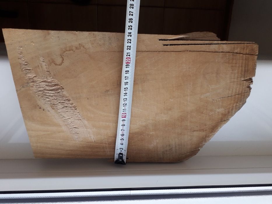Deska 100% zawartości drewna w drewnie. Sucha od 30 lat.