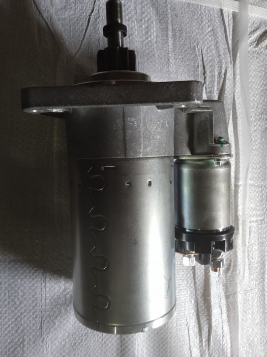 Продам стартер для автомобилей Ваз 2108-21099(новы