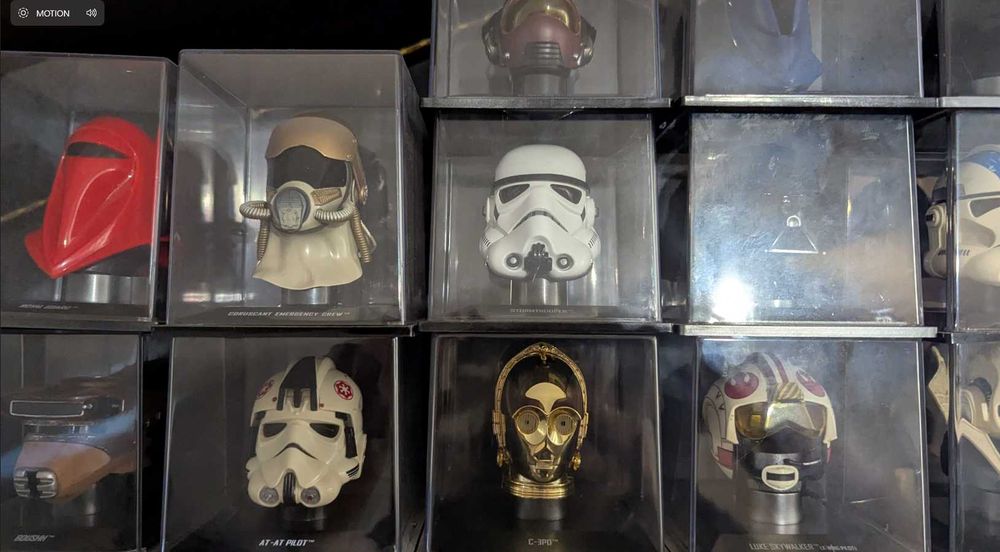 Coleção Star Wars DeAgostini – 71 Capacetes + Fascículos e Arquivadores