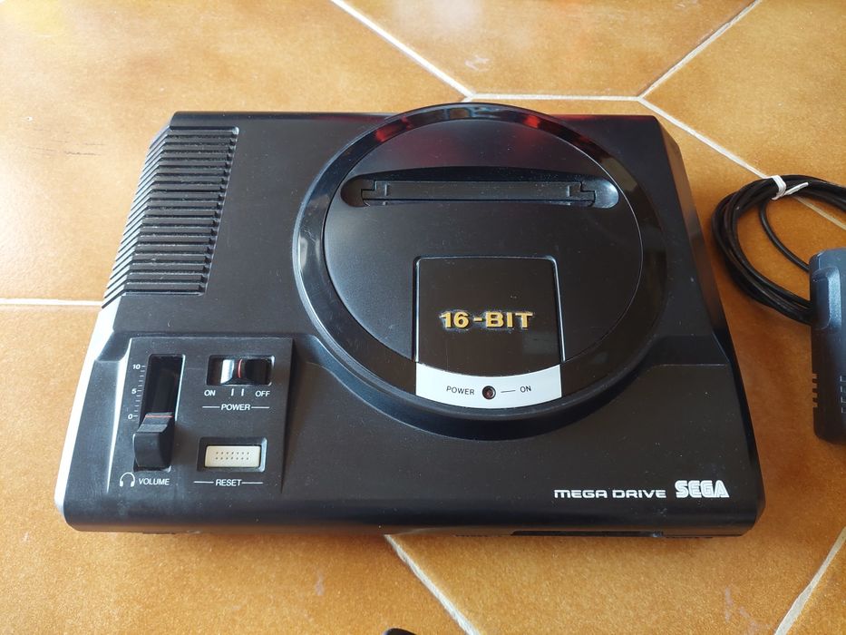 Consola Sega Megadrive model 1