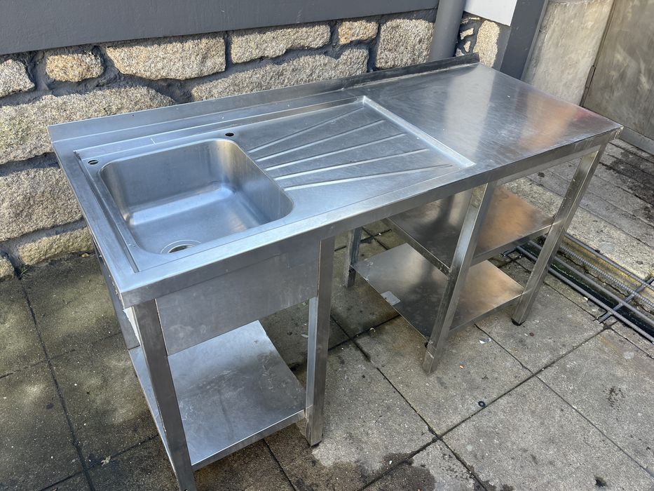 Escaparate em Aço Inox com Pio 1.50mt