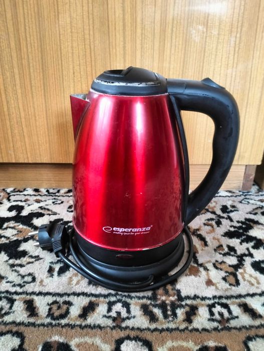 Czajnik elektryczny Esperanza EKK013R