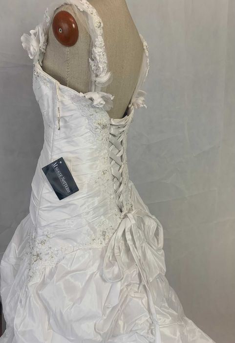 Nowa suknia ślubna księżniczka z katedralnym trenem 40 Maggie Sottero