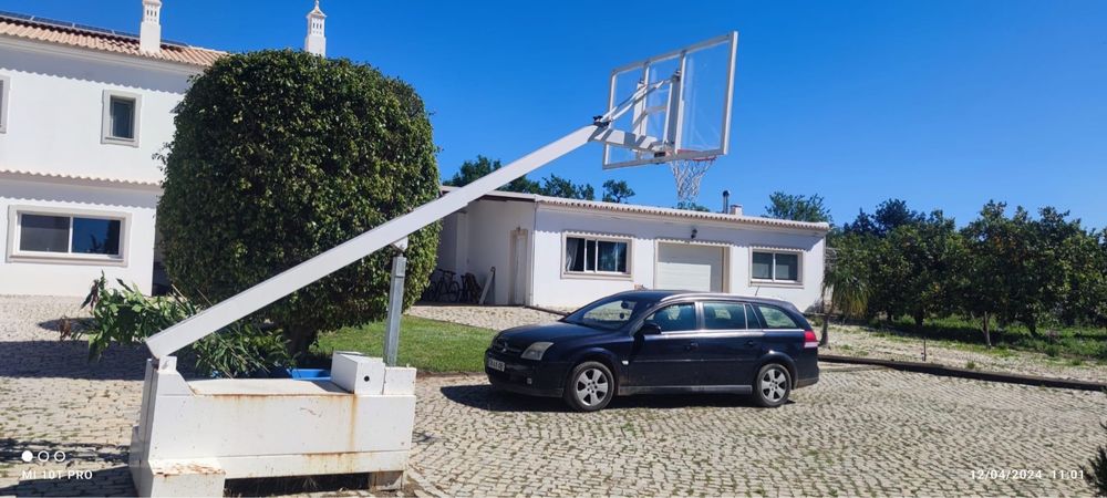 Vendo ou troco Tabela basket profissional