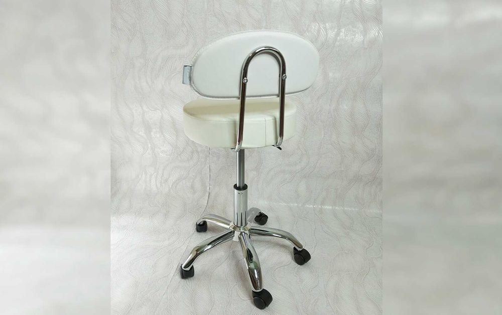 Крісло нове табурет на колесах зі спинкою кругле офісне Atlant стілець