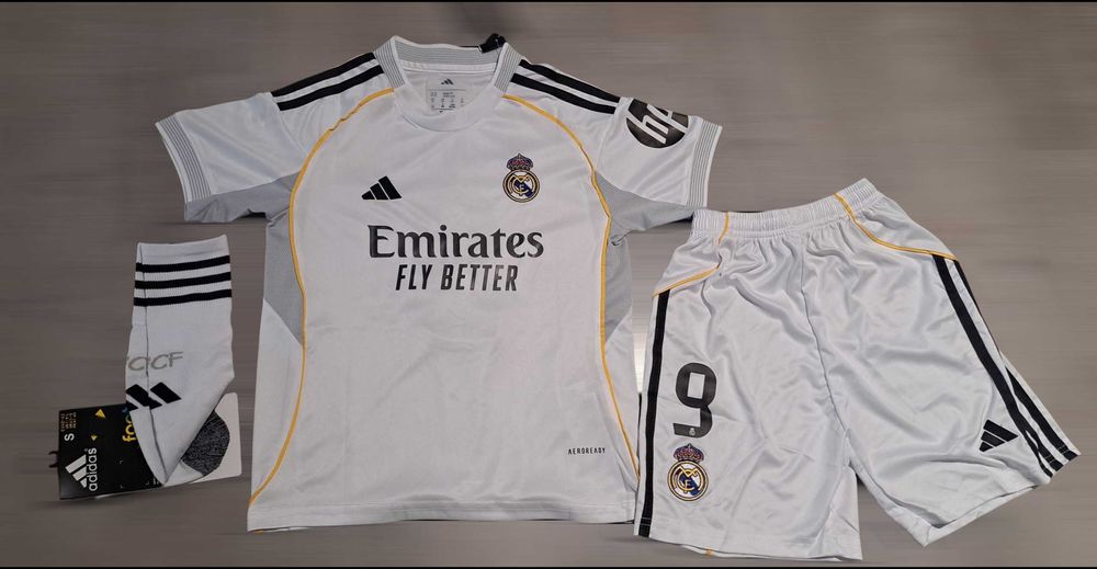 Real Madryt Mbappe Strój Komplet dziecięcy Różne Rozmiary Sezon 25/26