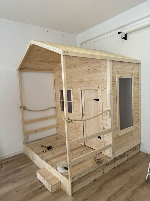 Casa de madeira - cenário de fotografia