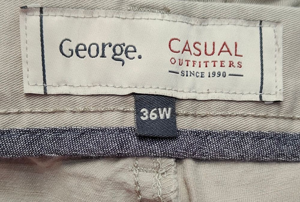 Wr) GEORGE eleganckie spodenki męskie Roz.36