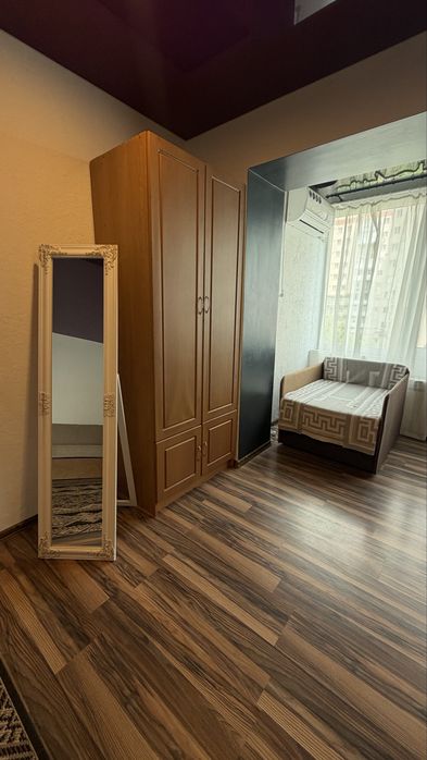 Здається велика 2к квартира в Самарі біля податкової | Подобово