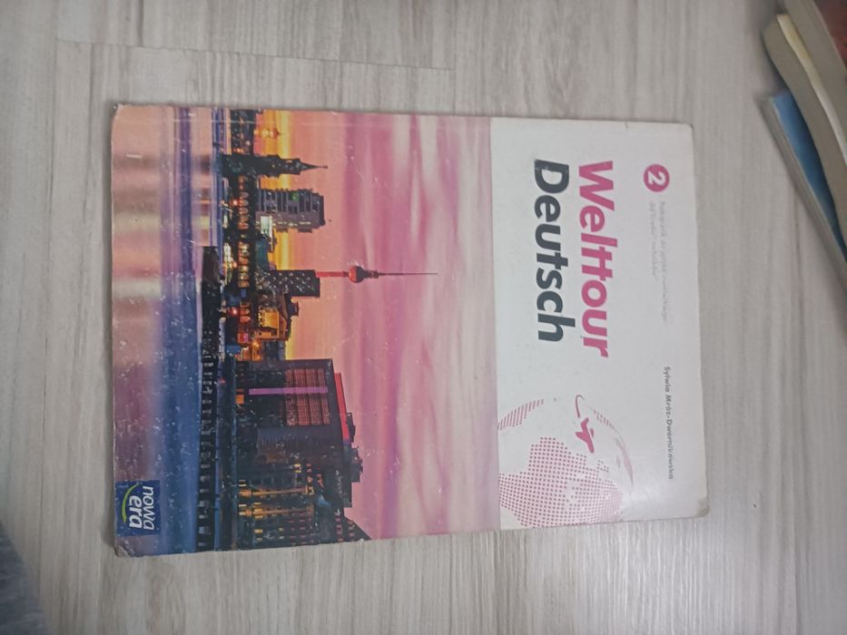 książka do niemieckiego welltour deutsch