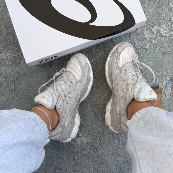 Жіночі кросівки ASICS Gel-NYC cream cloud grey (36-41 р)