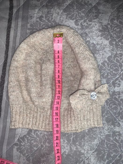 Берет на девочку в составе шерсть