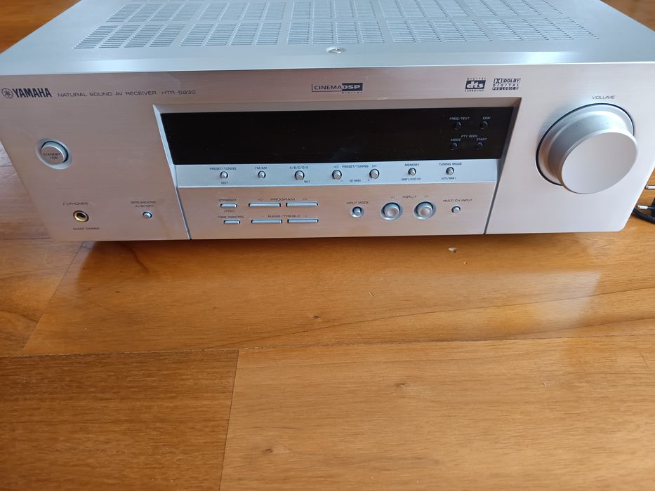 Amplituner Yamaha HTR 5930