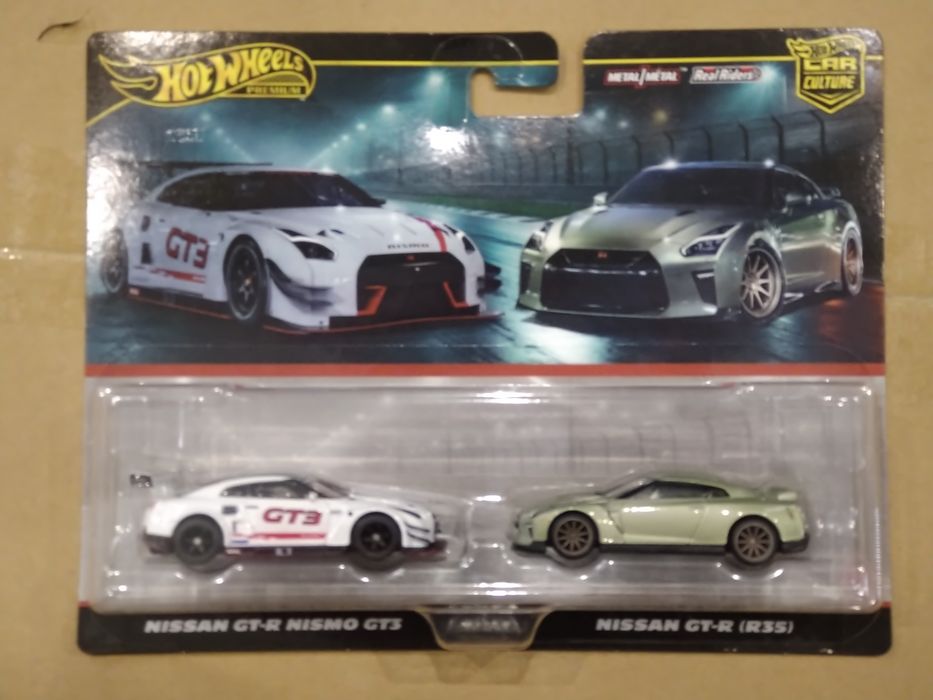 Hot Wheels Premium Nissan GT-Rs 2-pack: 950 грн. - Машинки Одесса