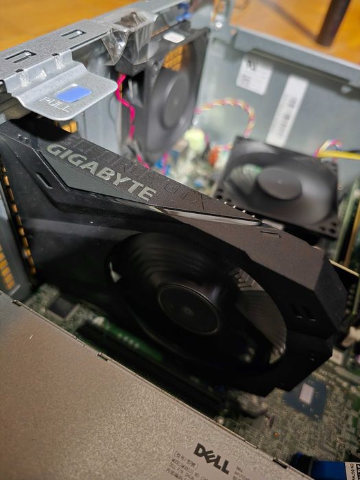 Dell Optiplex MT 7040 (i5-6500, 24GB DDR4, GTX 1650, 380GB SSD) Win11