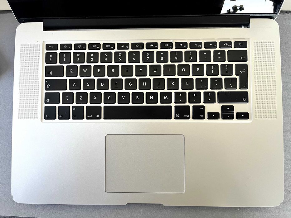 MacBook Pro 15" i7 2,2Ghz 16GB 500GB