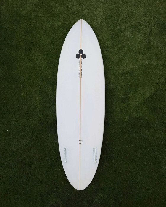 Prancha Surf Channel Islands Twin Pin 6'1 35.3L + Quilhas Futures