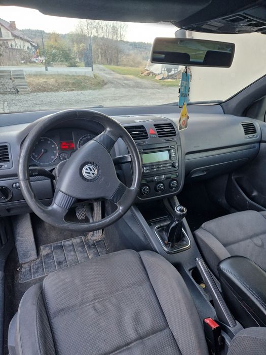 Volkswagen Golf 5 1.6 fsi