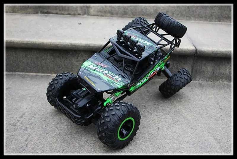 Carro Telecomandado Grande 1:12 Todo-o-Terreno 4x4 com LED NOVO