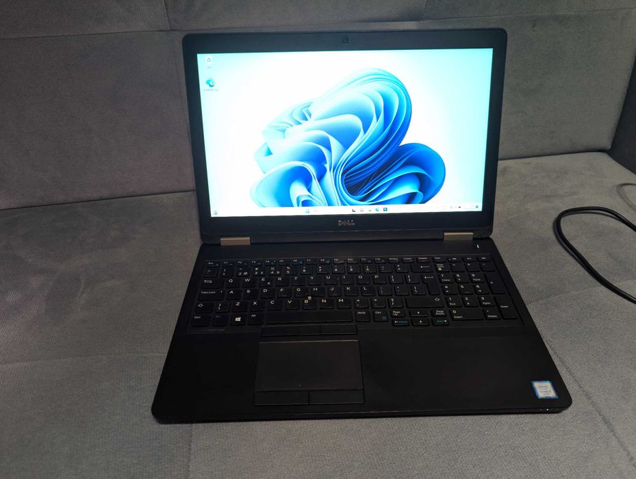 Laptop Dell i7 16GB 512GB