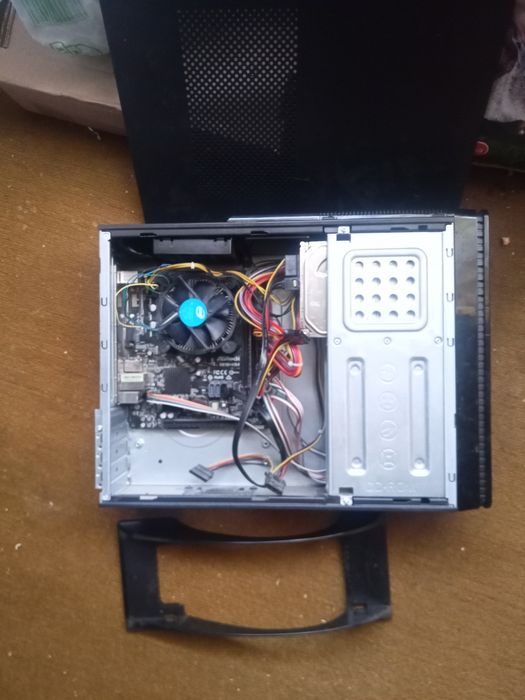 Системний для роботи, і інтернета