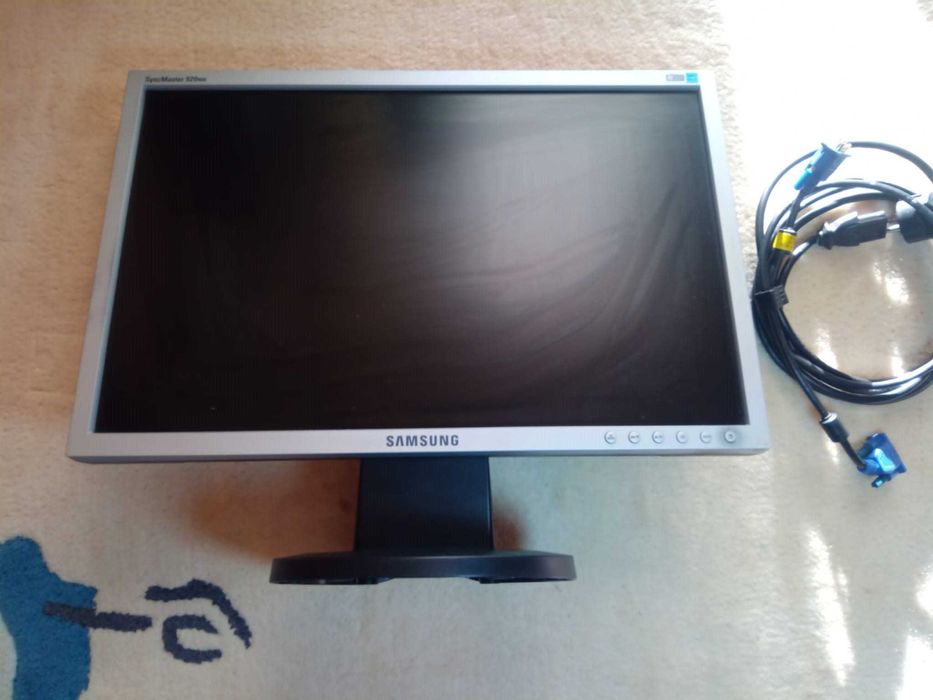 Monitor SAMSUNG 19 polegadas a funcionar443264655856117760