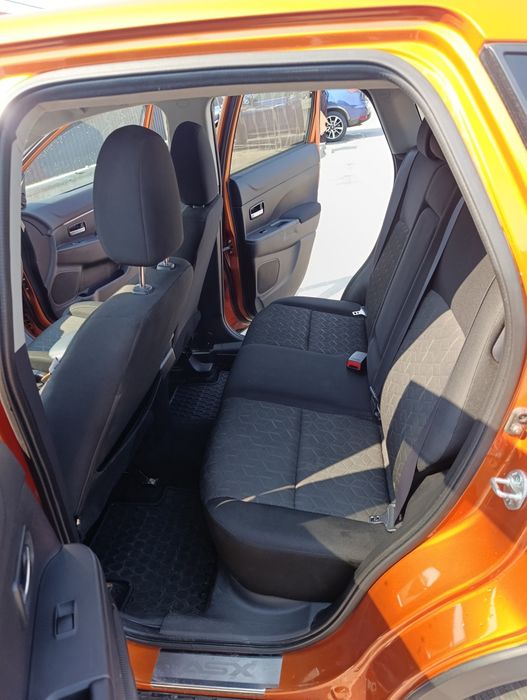 Mitsubishi outlander sport