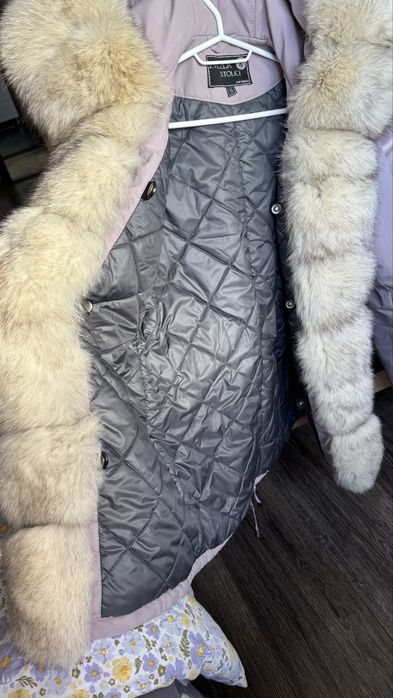 Продам парку, с песцом, зммнюю куртку, пуховик