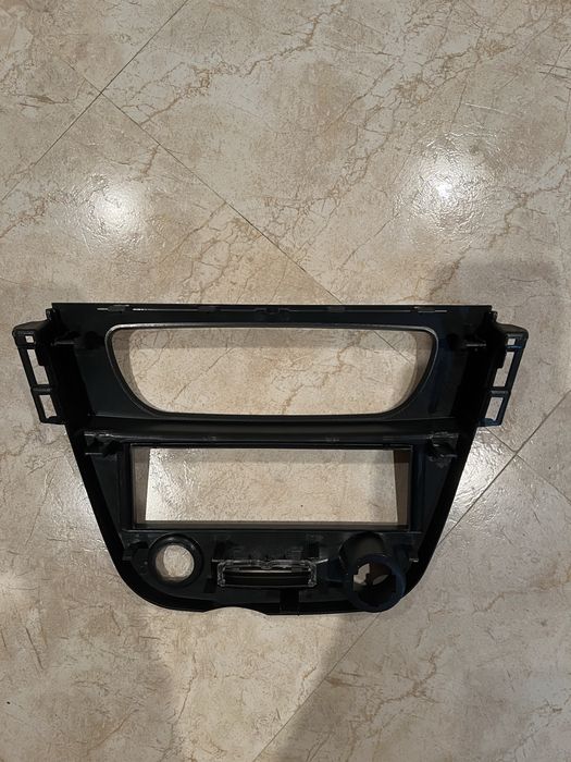Moldura de radio Renault