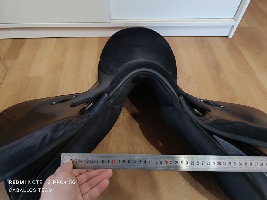 17 cali łęk 30/31 siodło wszechstronne Thorowgood Maxam Id.135