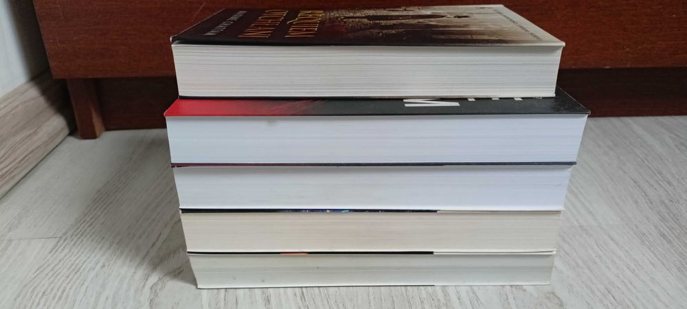 Chattam Plugawy spisek Cierpliwość diabła Zew nicości Requiem Otchłani